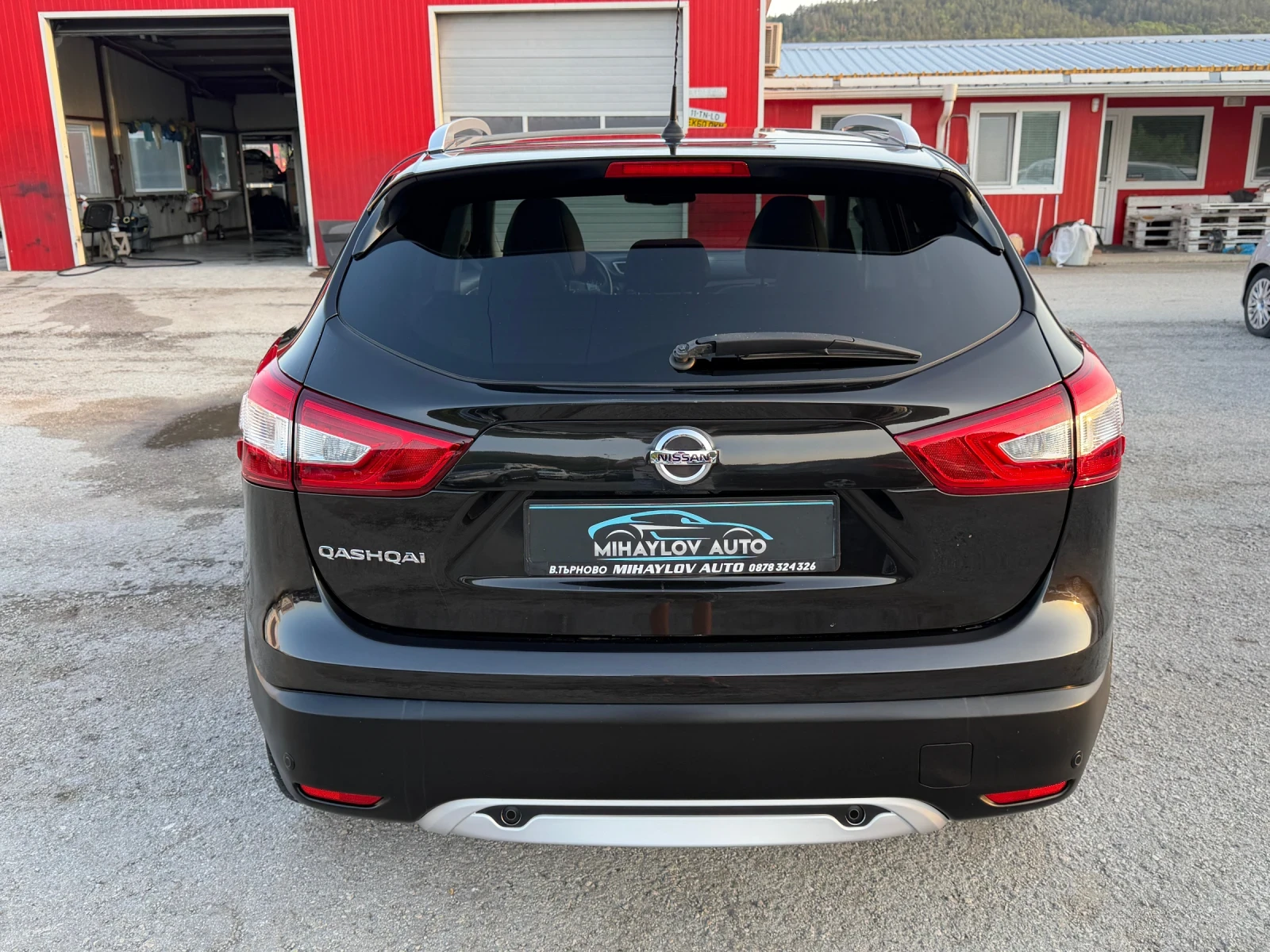 Nissan Qashqai 1.6dCi 96 550km/360* KAMEРИ/ЕЛ.СЕДАЛКИ/LED, снимка 4 - Автомобили и джипове - 54794613