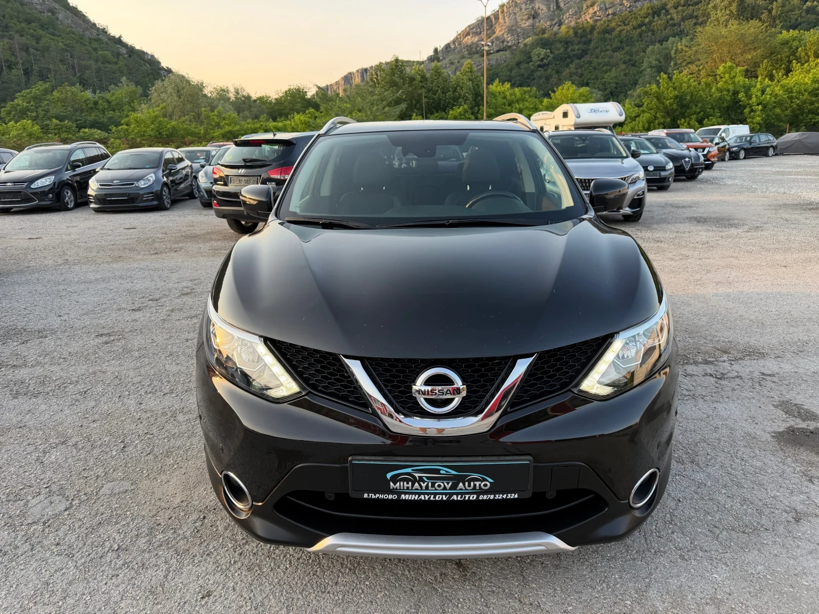 Nissan Qashqai 1.6dCi 96 550km/360* KAMEРИ/ЕЛ.СЕДАЛКИ/LED, снимка 8 - Автомобили и джипове - 54794613