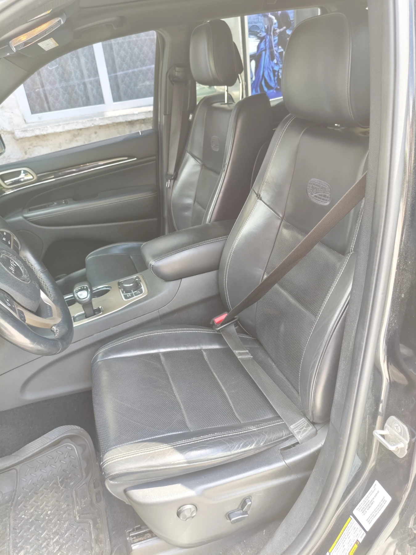 Jeep Grand cherokee Overland, снимка 7 - Автомобили и джипове - 55112480