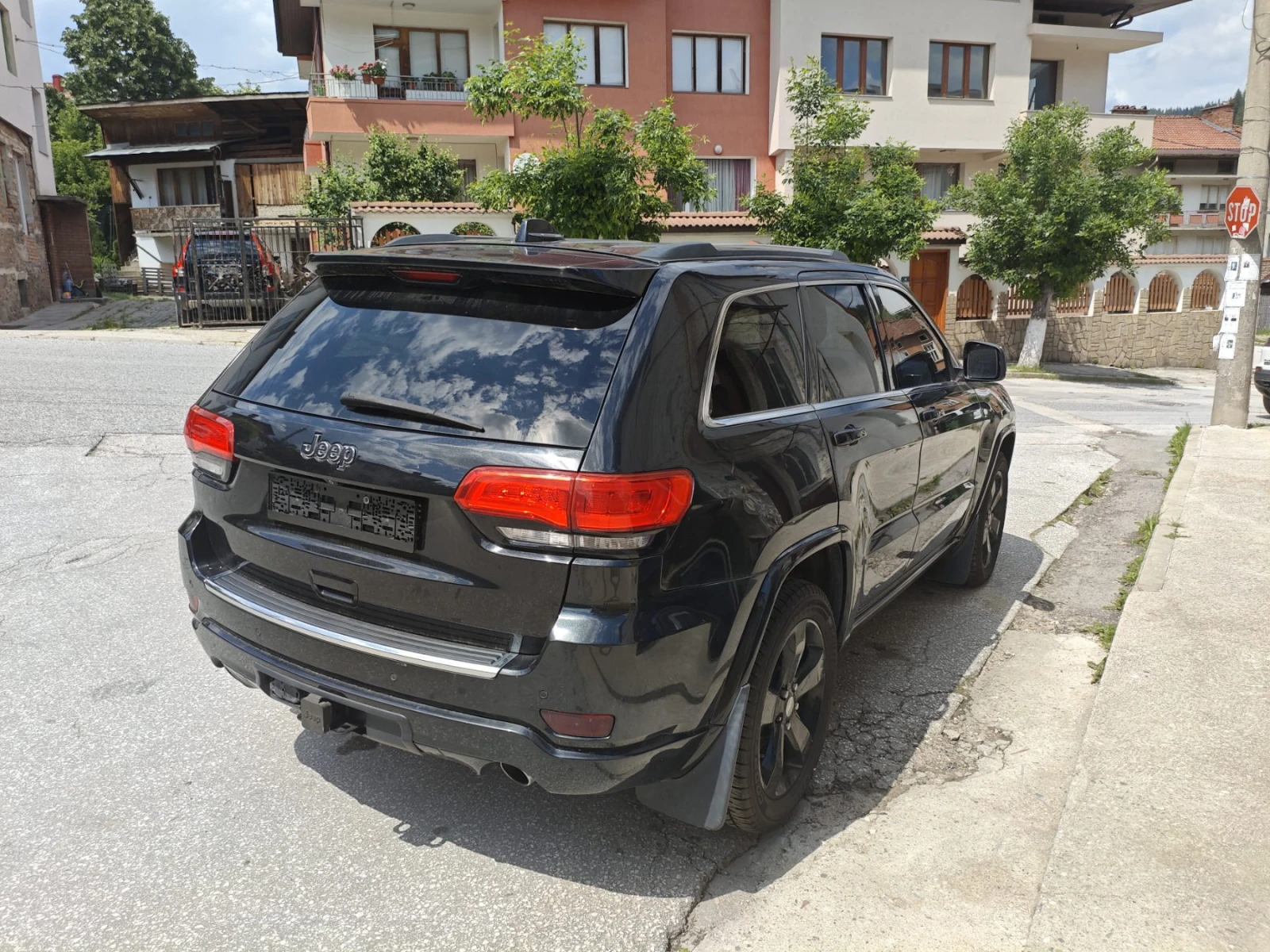 Jeep Grand cherokee Overland, снимка 3 - Автомобили и джипове - 55112480