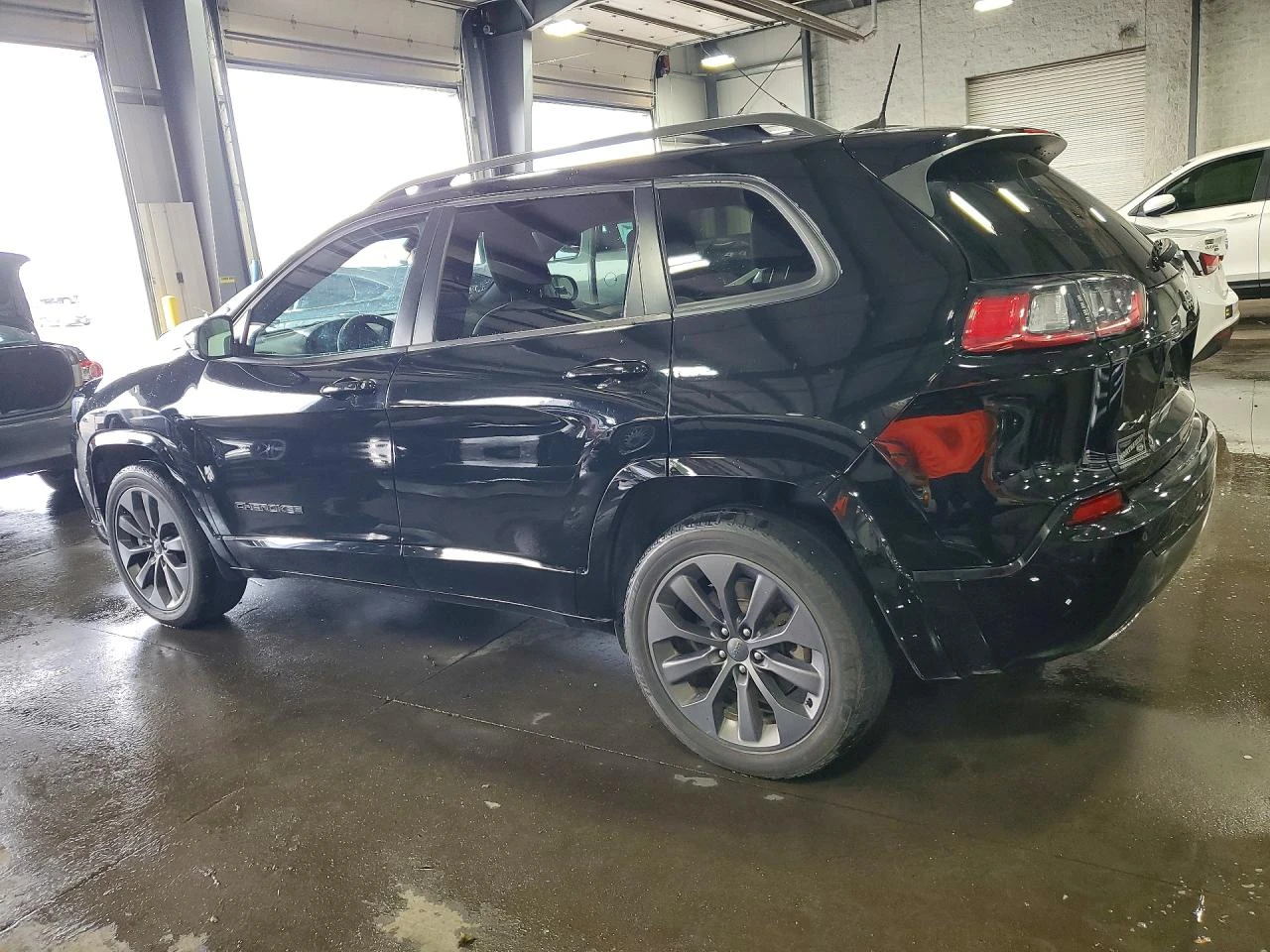 Jeep Cherokee 3.2l Limited, снимка 2 - Автомобили и джипове - 56202830