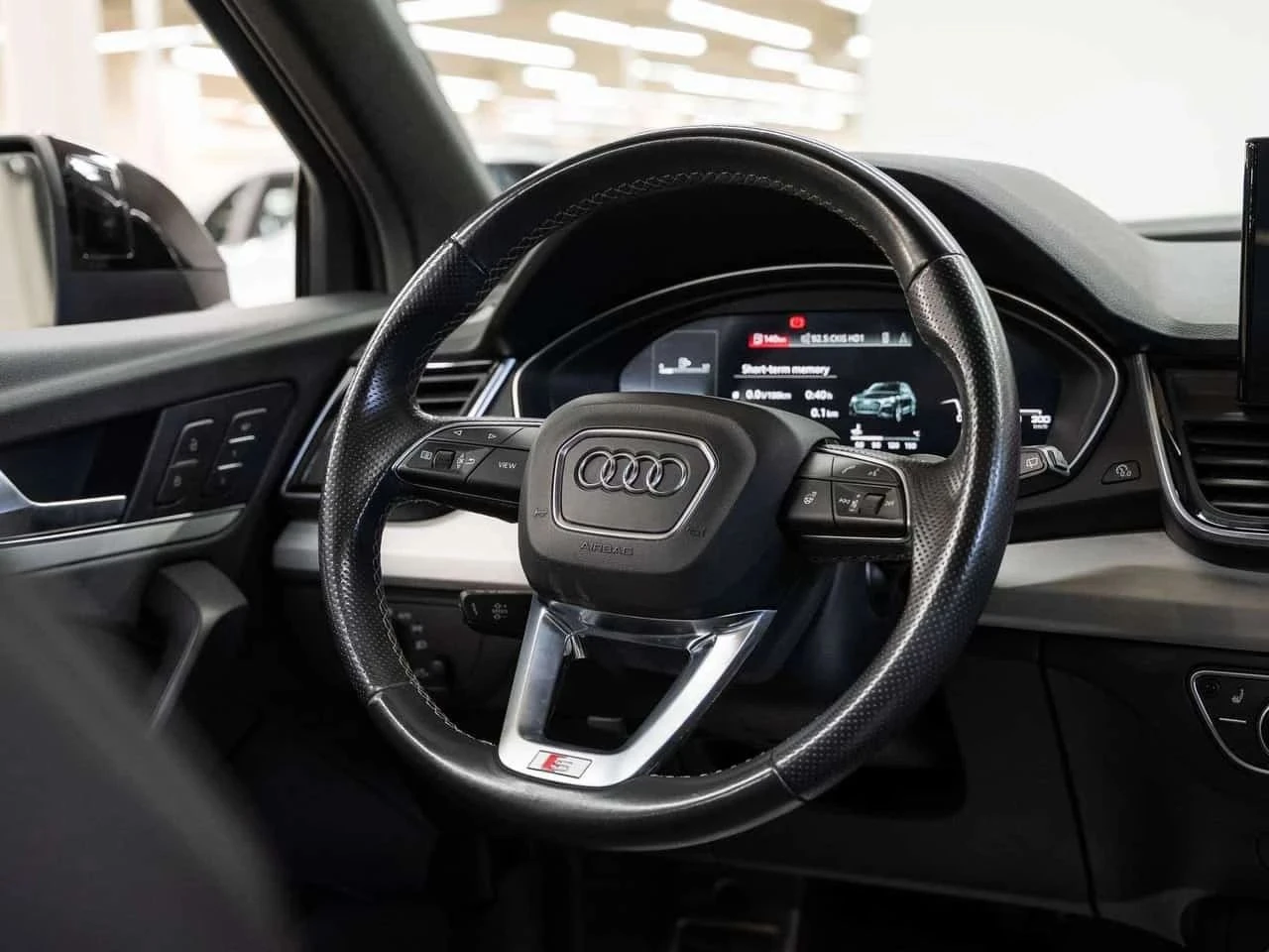 Audi Q5, снимка 11 - Автомобили и джипове - 56724624