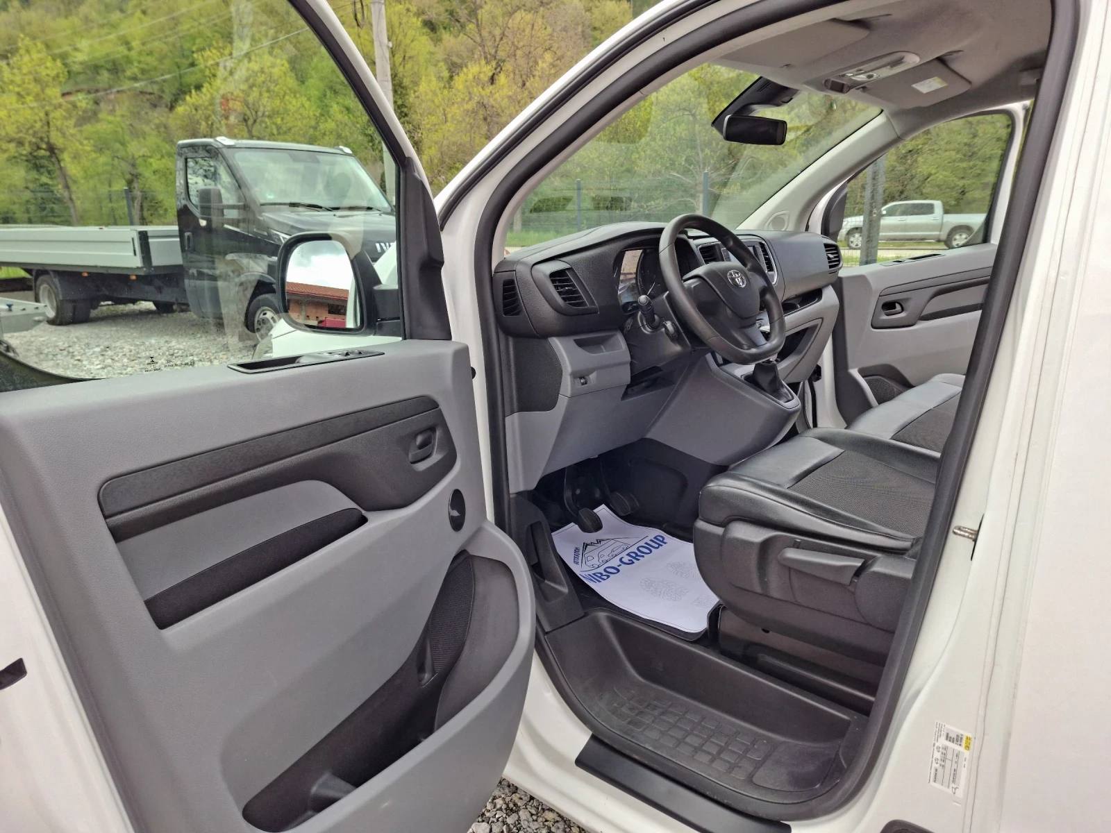 Toyota Proace 2.0* 122к.с.МАКСИ* КЛИМА, снимка 9 - Бусове и автобуси - 54402057