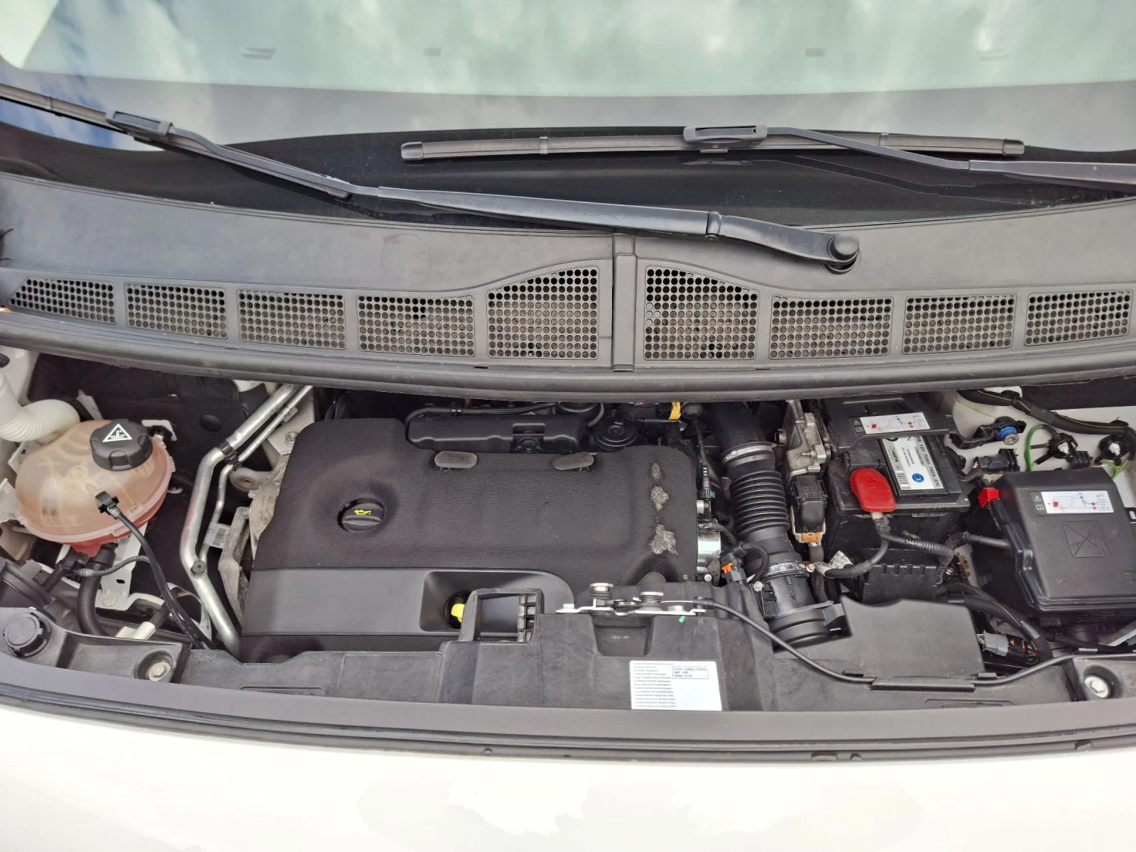 Toyota Proace 2.0* 122к.с.МАКСИ* КЛИМА, снимка 17 - Бусове и автобуси - 54402057