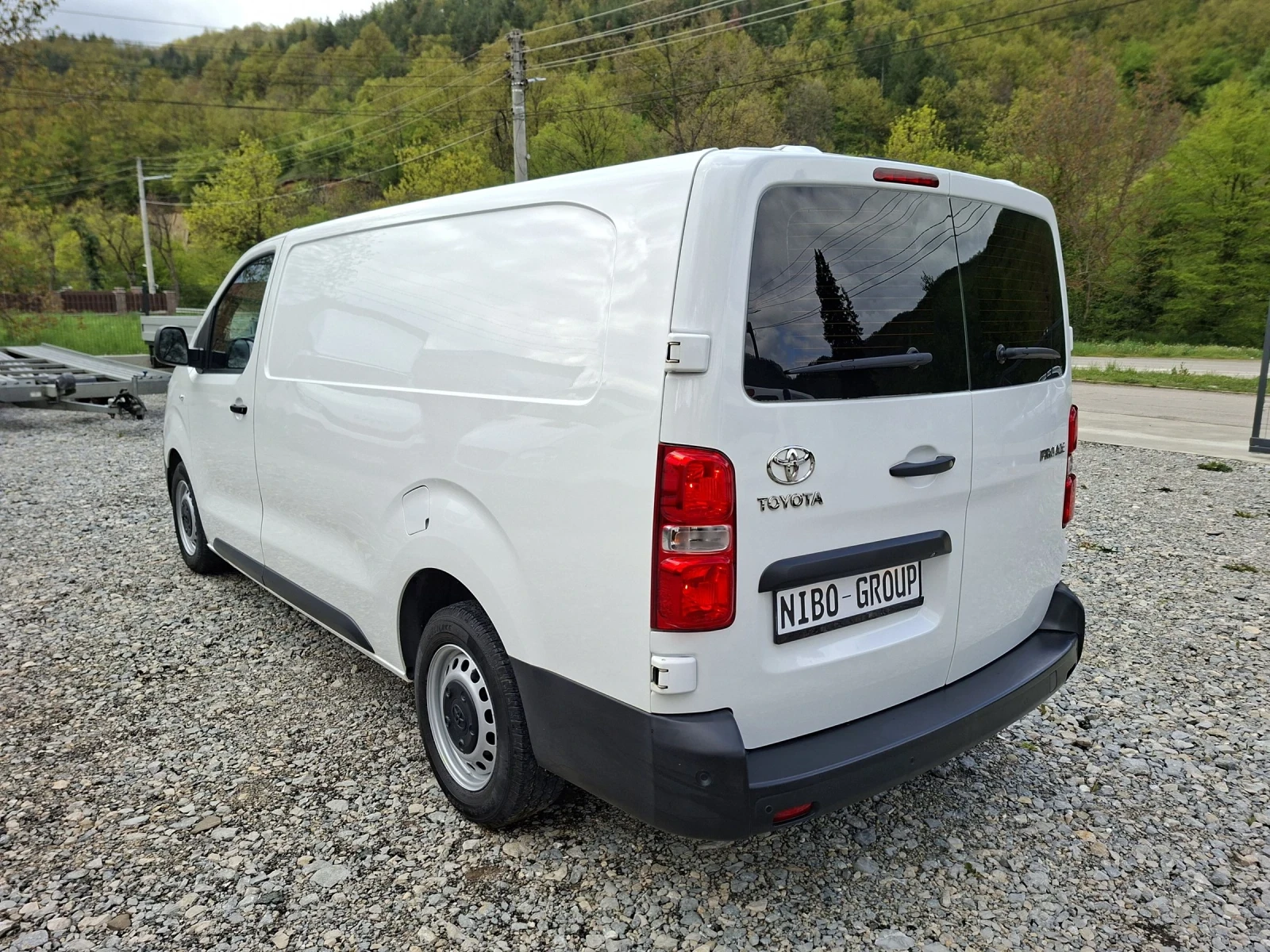 Toyota Proace 2.0* 122к.с.МАКСИ* КЛИМА, снимка 3 - Бусове и автобуси - 54402057