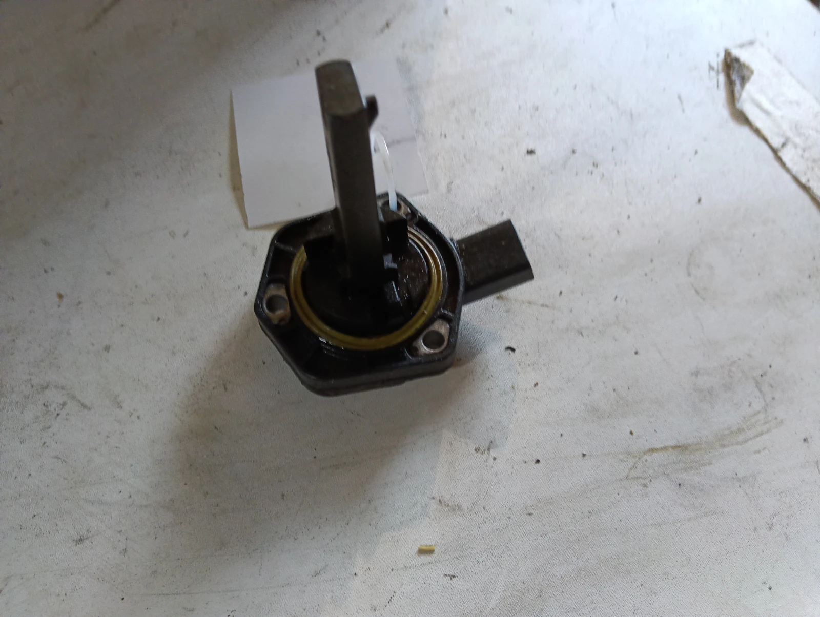 датчик масло 2.0 TFSI 6PR00807905 06E907660  Audi A3