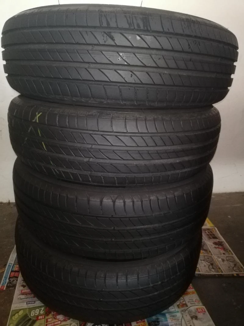 Гуми Летни 185/60R15, снимка 1 - Гуми и джанти - 47662073