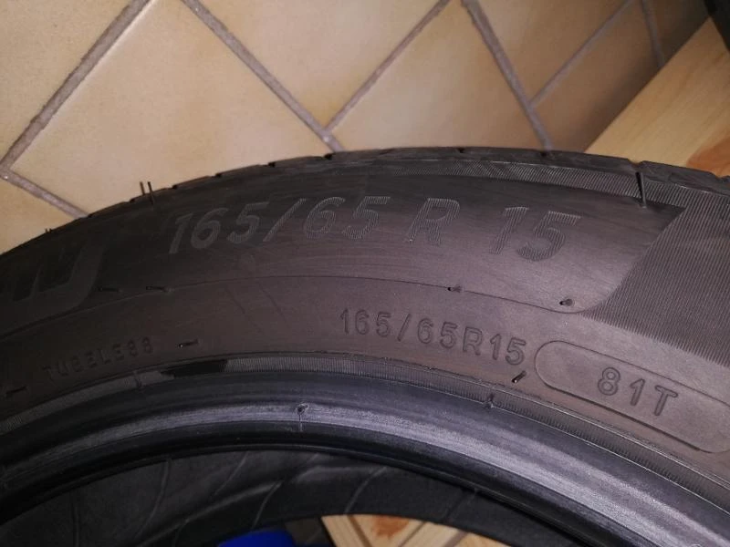 Гуми Летни 185/60R15, снимка 3 - Гуми и джанти - 47142340