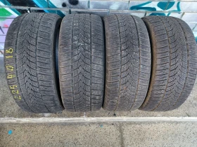 Гуми Зимни 225/40R18, снимка 1 - Гуми и джанти - 48122525