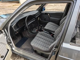 Mercedes-Benz 190, снимка 12