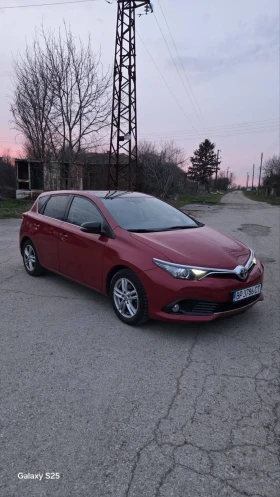 Toyota Auris 1.2Д4Т, снимка 1