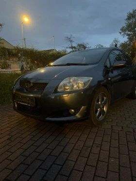 Toyota Auris 2.2D - 7499 лв. - 27756446 | Car24.bg