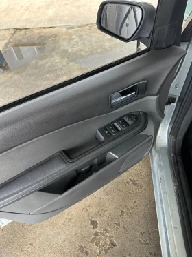 Обява за продажба на Ford C-max 1.6 TDCI ~3 000 лв. - изображение 11 | Auto.bg Обява за продажба на Ford C-max 1.6 TDCI ~3 000 лв. - изображение 11