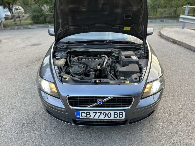 Volvo S40, снимка 2 - Автомобили и джипове - 43546108