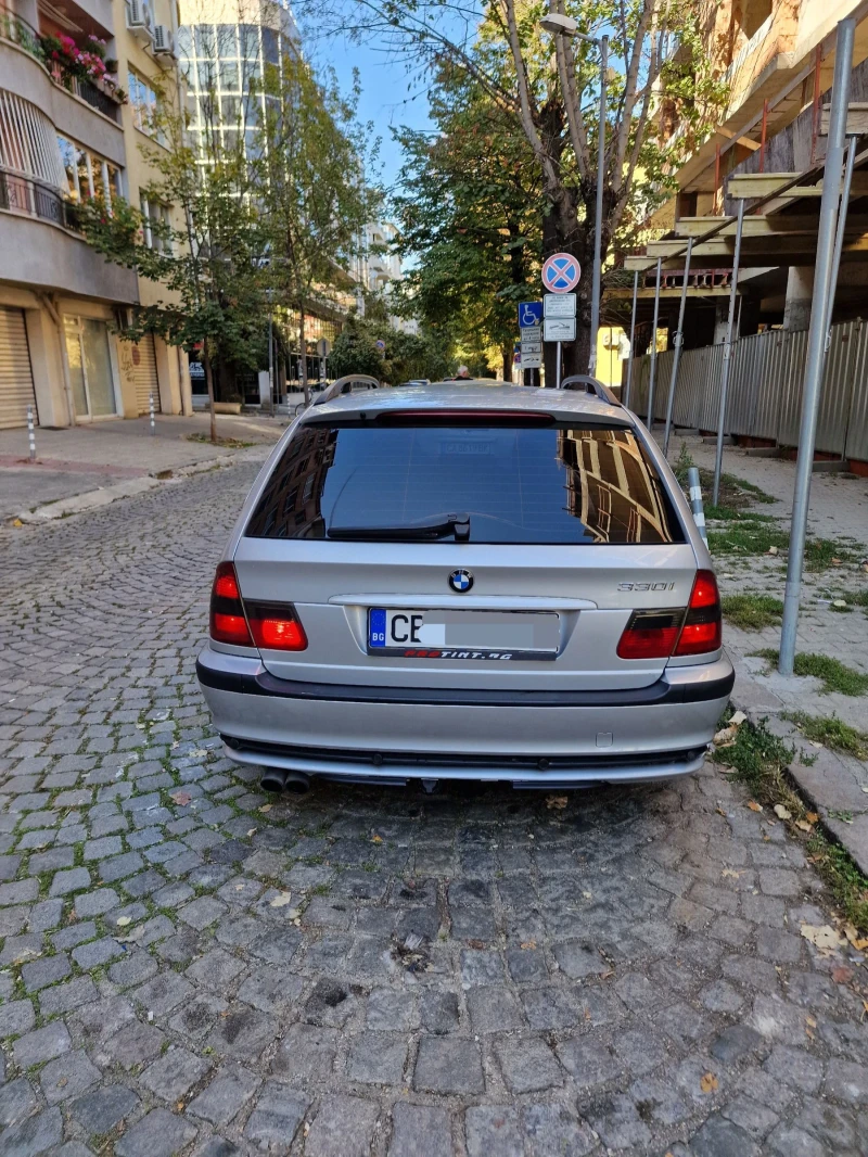 BMW 330 Touring, снимка 4 - Автомобили и джипове - 47237508