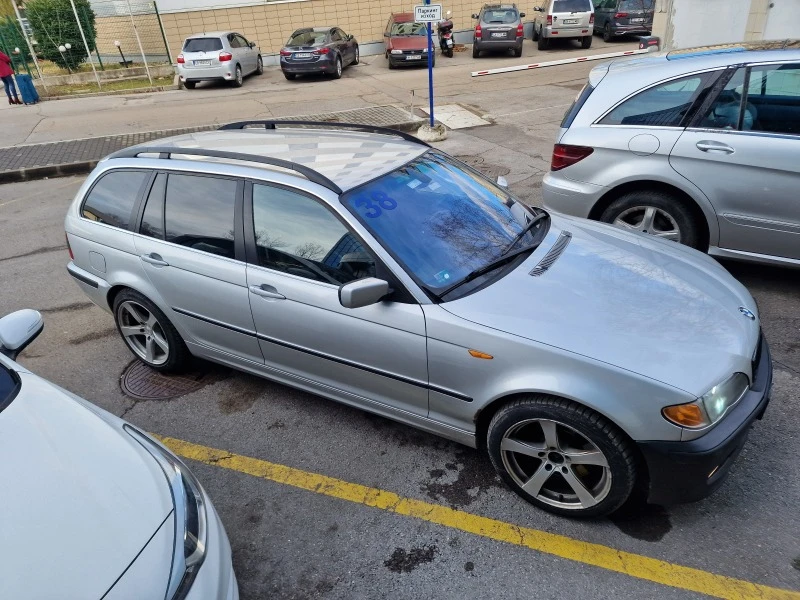 BMW 330 Touring, снимка 9 - Автомобили и джипове - 47237508