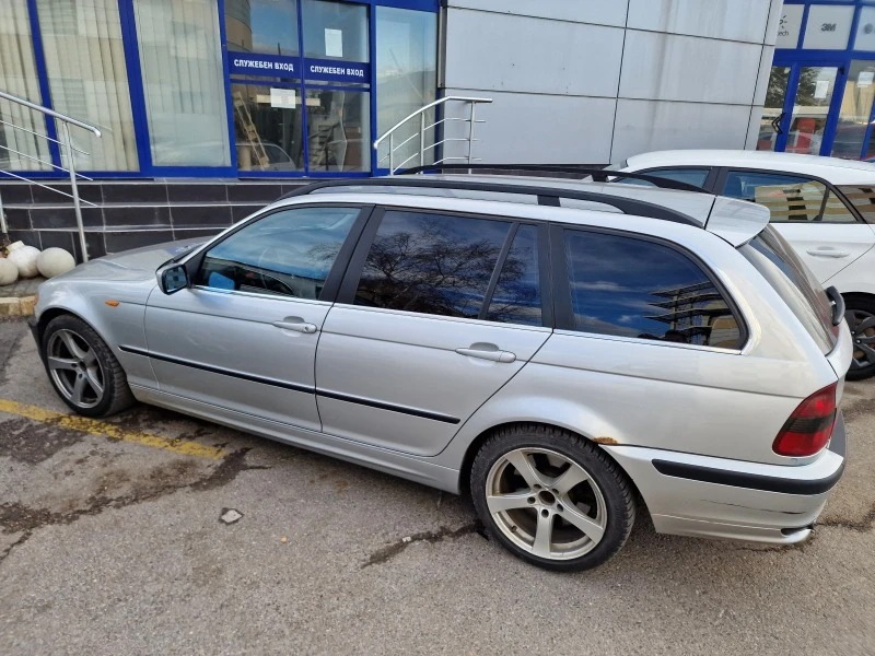 BMW 330 Touring, снимка 10 - Автомобили и джипове - 47237508