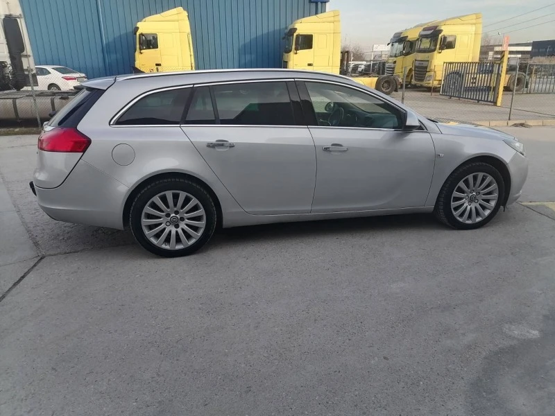 Opel Insignia 2.0 , снимка 7 - Автомобили и джипове - 49445877