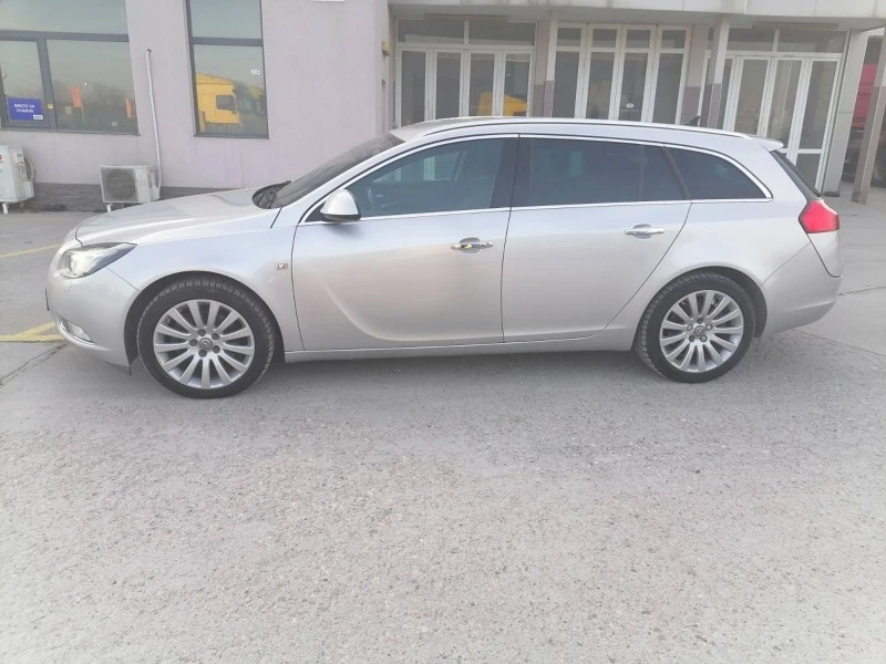 Opel Insignia 2.0 , снимка 14 - Автомобили и джипове - 49445877