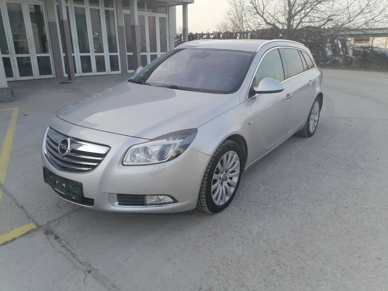 Opel Insignia 2.0 , снимка 13 - Автомобили и джипове - 49445877