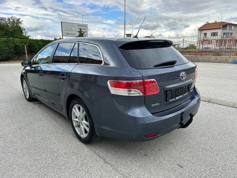 Toyota Avensis 2.0D4d/126кс/Executive/Навигация/Панорама, снимка 7 - Автомобили и джипове - 47221104