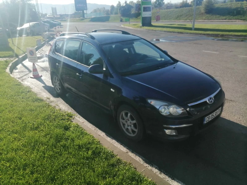 Hyundai I30 1.6 бензин, с газова уредба , снимка 1 - Автомобили и джипове - 47747683