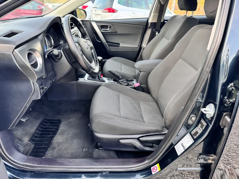 Toyota Auris 1.4d4d/navi/camera active, снимка 9 - Автомобили и джипове - 48085003