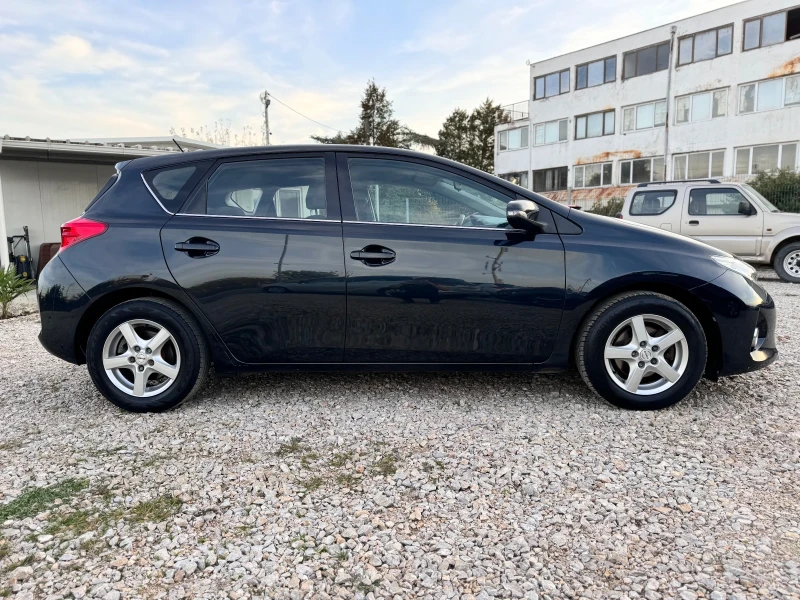 Toyota Auris 1.4d4d/navi/camera active, снимка 7 - Автомобили и джипове - 48085003