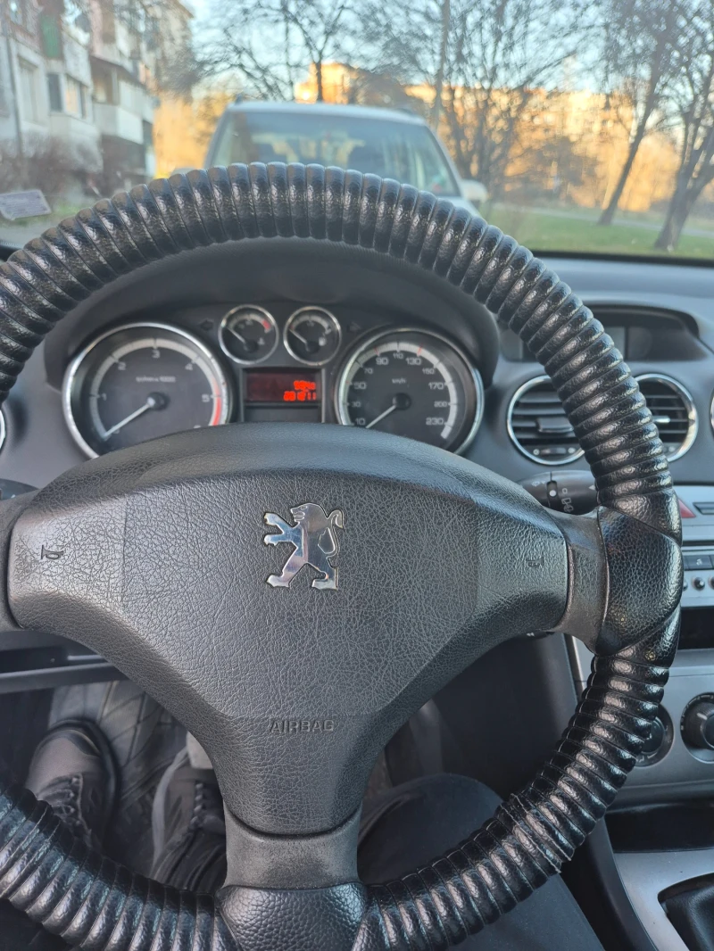 Peugeot 308 1.6 92кс, снимка 9 - Автомобили и джипове - 49426943