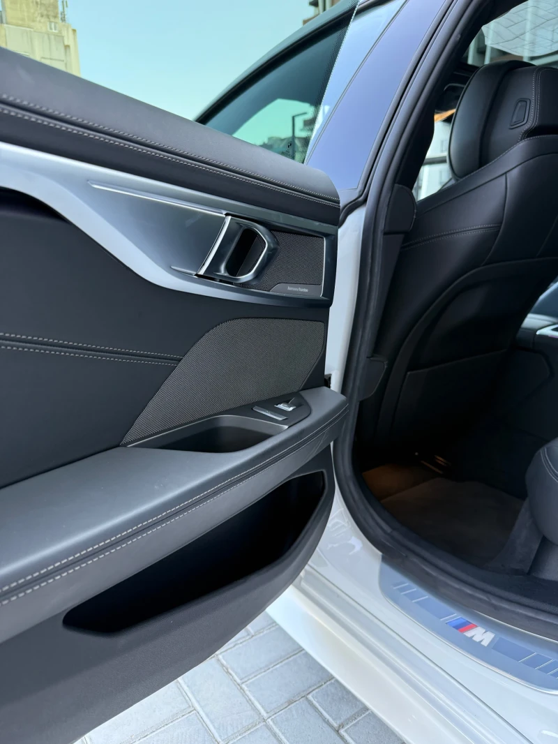 BMW 850 М xDrive Premium Гаранция 2029г Лизинг, снимка 10 - Автомобили и джипове - 51328246