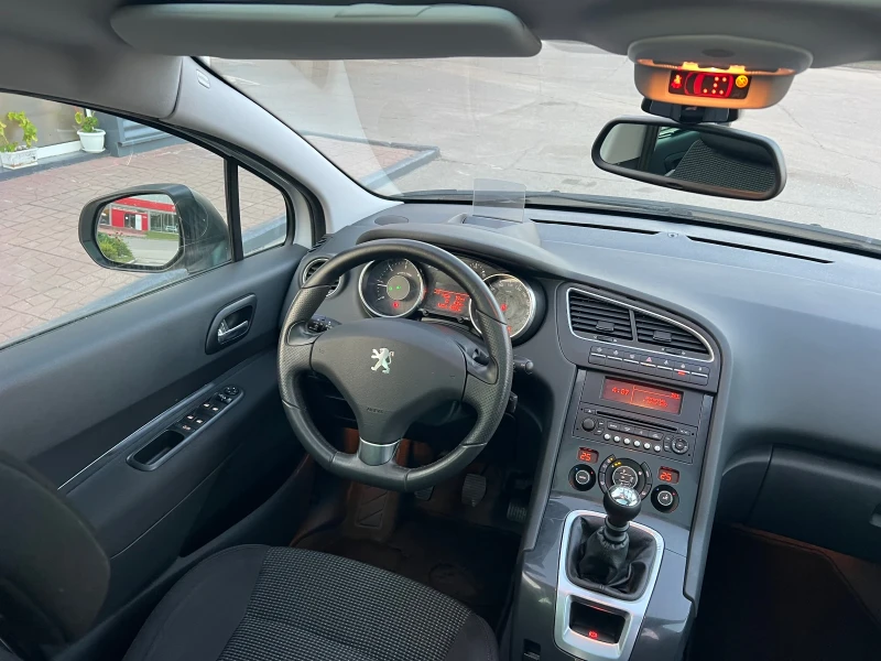 Peugeot 5008 1.6HDI/7МЕСТА/ЕВРО5, снимка 13 - Автомобили и джипове - 51040917