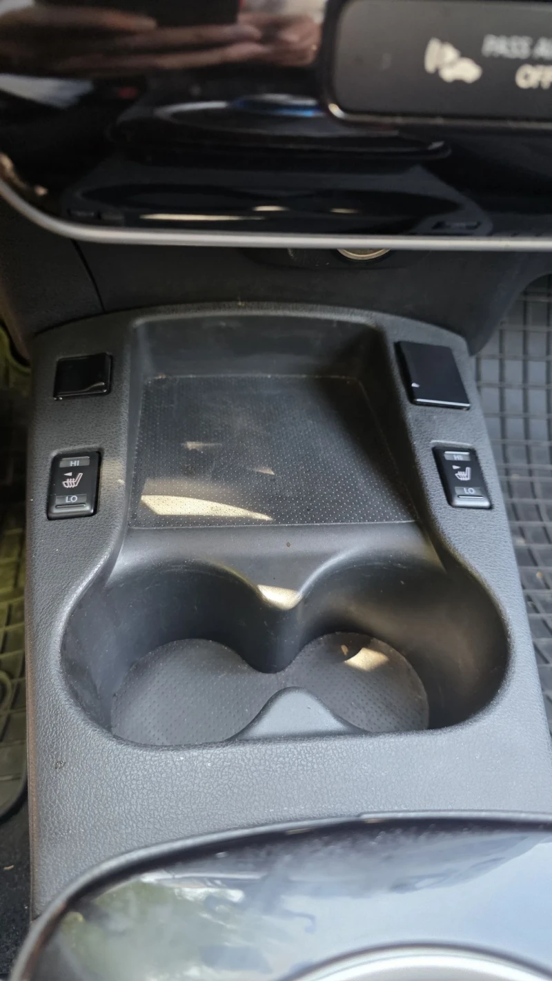 Nissan Leaf , снимка 7 - Автомобили и джипове - 52257625