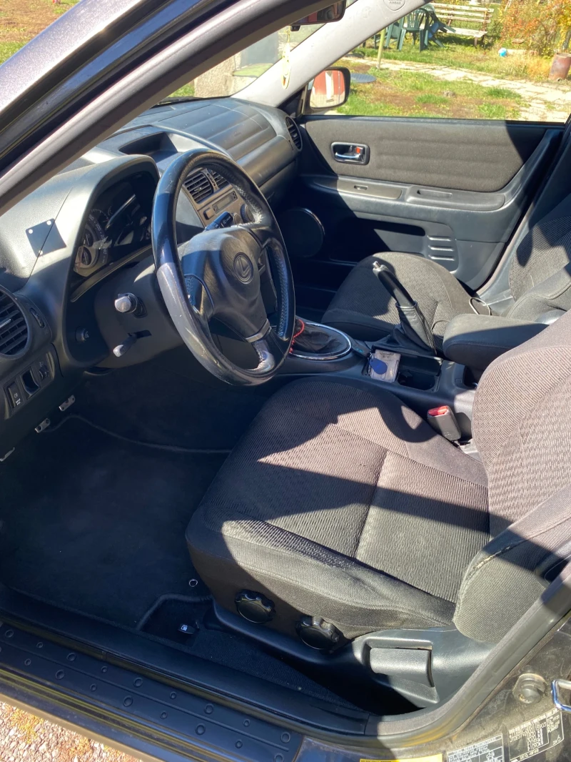 Lexus IS 200, снимка 12 - Автомобили и джипове - 52802479