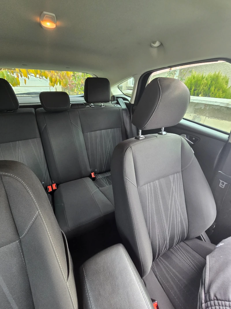 Ford Focus SE, снимка 14 - Автомобили и джипове - 53186486