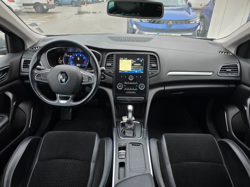 Renault Megane 1.3 Tce ZEN+ , снимка 8 - Автомобили и джипове - 53203731