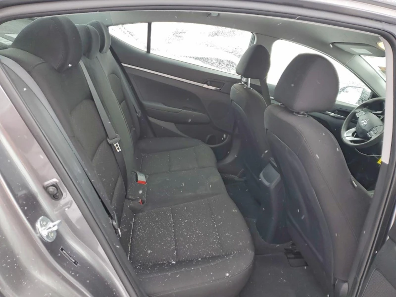 Hyundai Elantra Se, снимка 10 - Автомобили и джипове - 53396403