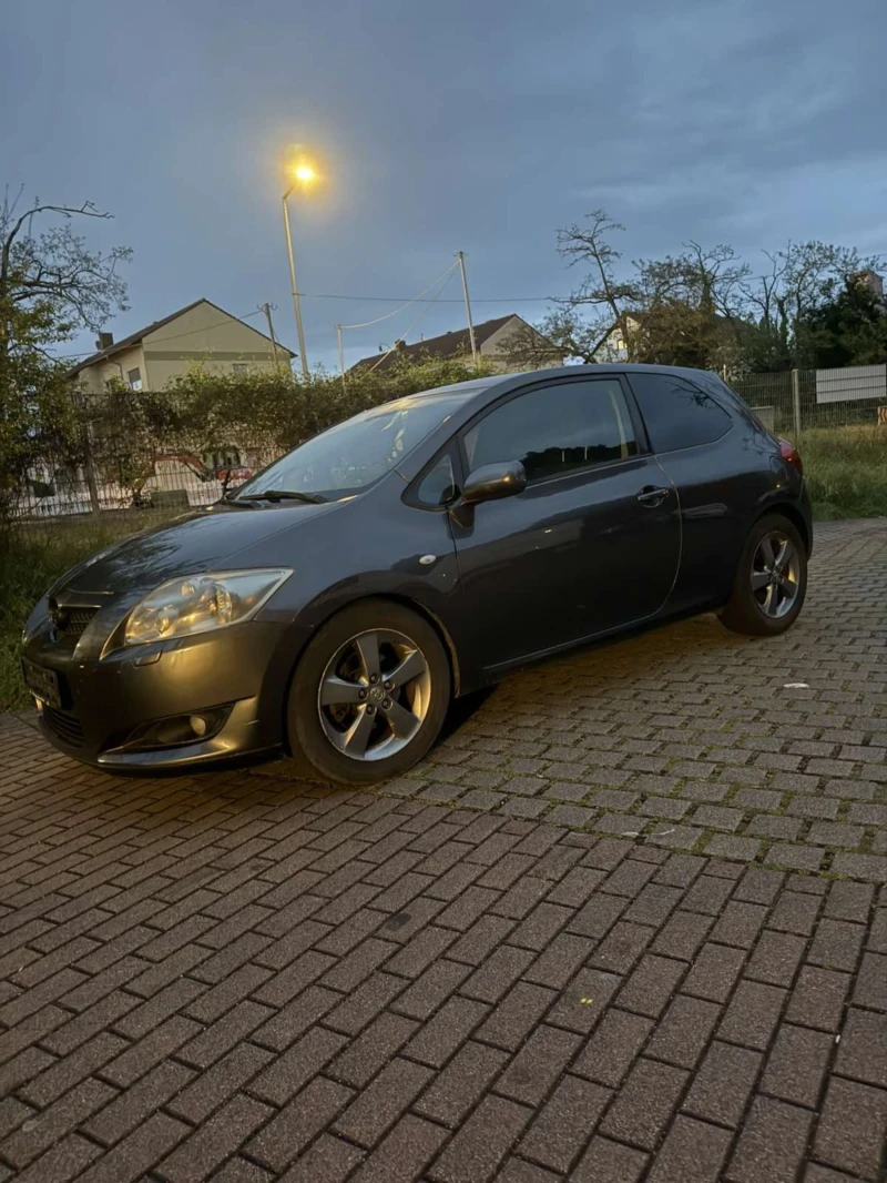Toyota Auris 2.2D - 7499 лв. - 27756446 | Car24.bg