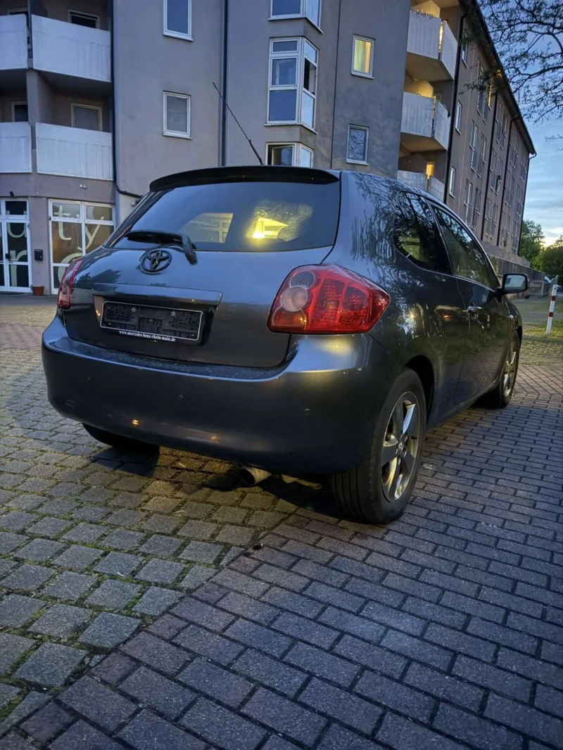 Toyota Auris 2.2D - 7499 лв. - 27756446 | Car24.bg