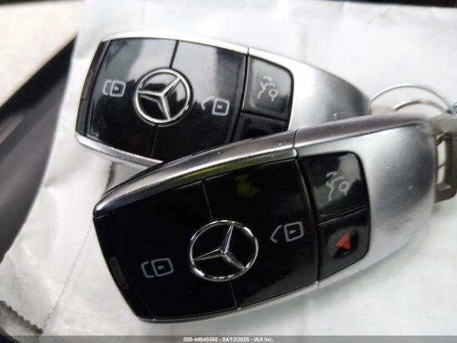 Mercedes-Benz E 400 * AMG* ПОДГРЕВ* ОБДУХВАНЕ* ПАНОРАМА* BURMESTER* , снимка 10 - Автомобили и джипове - 54902999