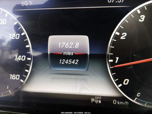 Mercedes-Benz E 400 * AMG* ПОДГРЕВ* ОБДУХВАНЕ* ПАНОРАМА* BURMESTER* , снимка 7 - Автомобили и джипове - 54902999