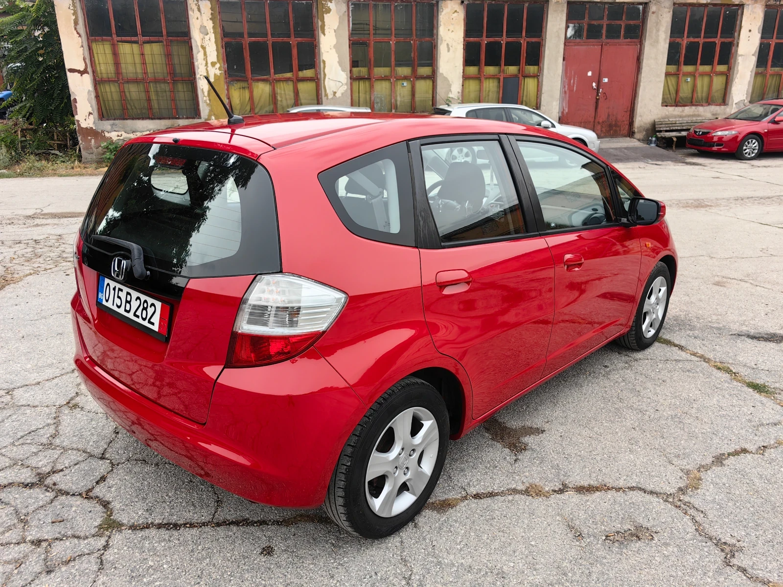 Honda Jazz 1.2 бензин 90 к.с - изображение 4