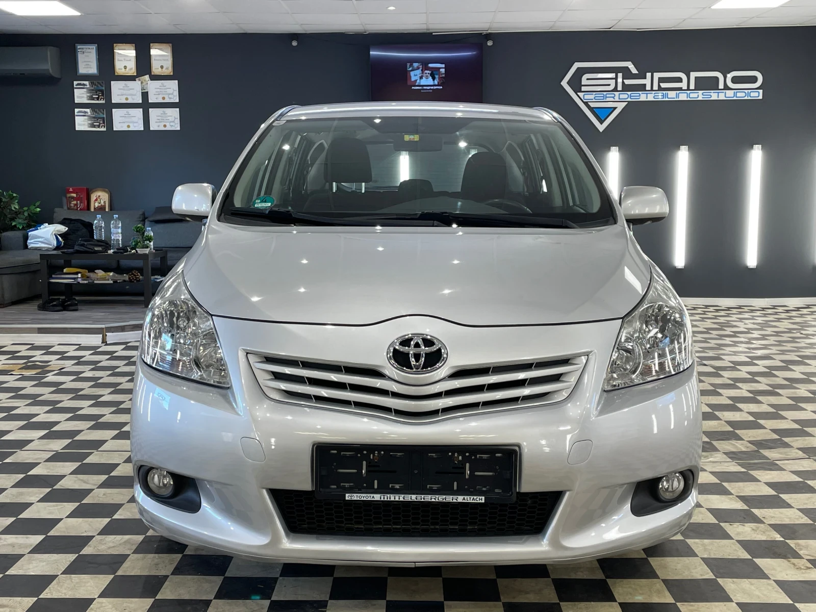 Toyota Verso  EXECUTIVE NAVI TOP - [1] 