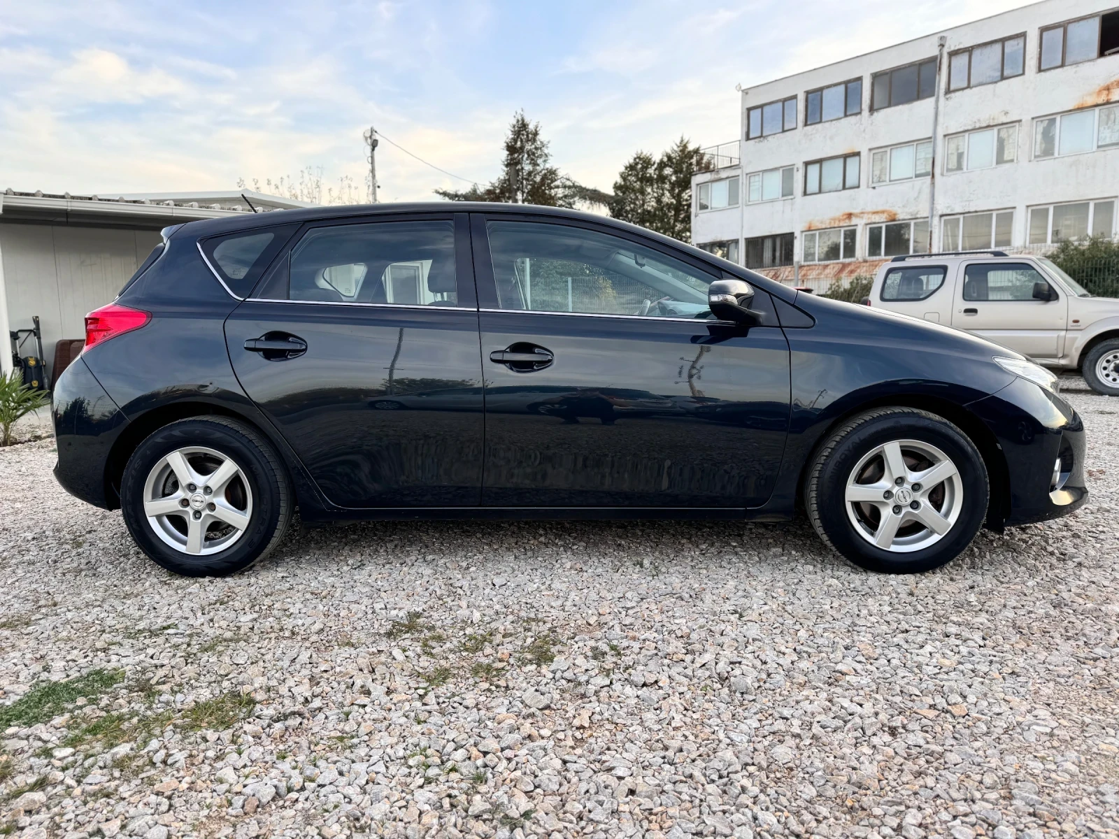 Toyota Auris 1.4d4d/navi/camera active - изображение 7