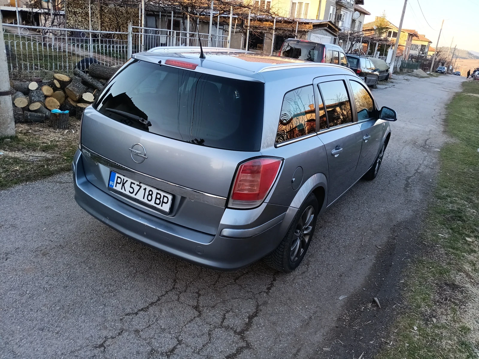 Opel Astra Поколение Н - изображение 5
