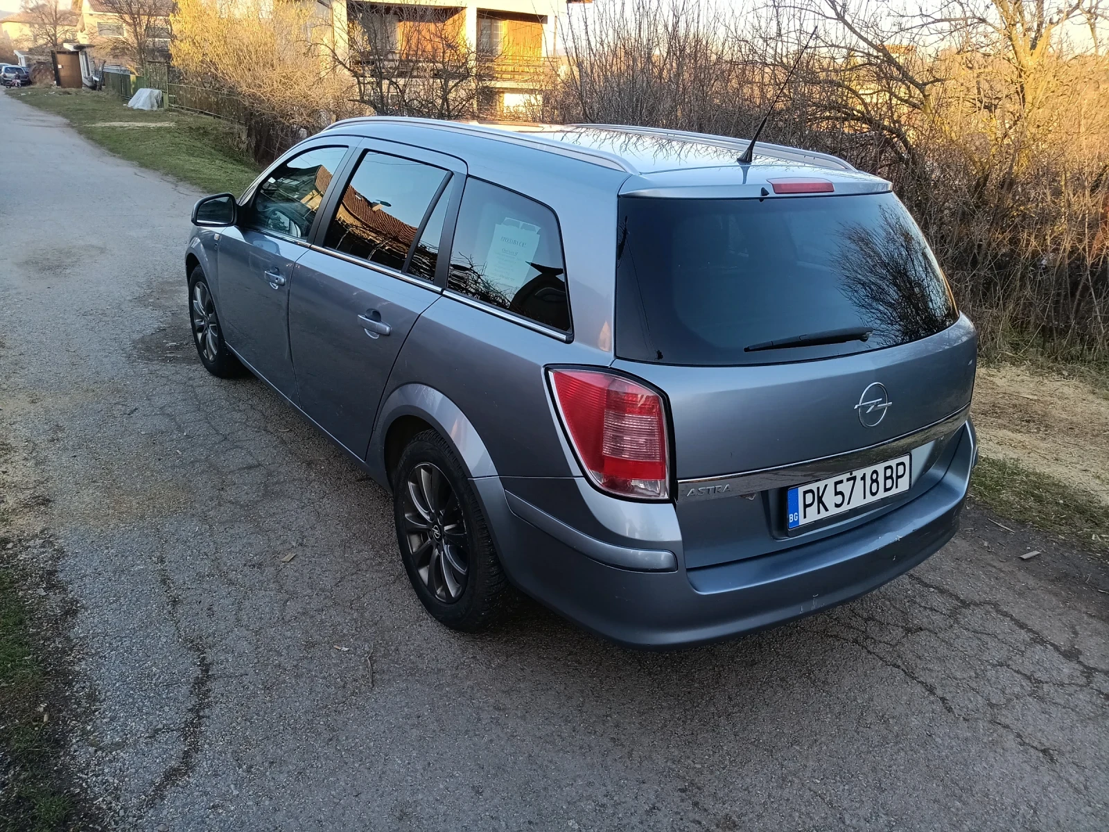 Opel Astra Поколение Н - изображение 4