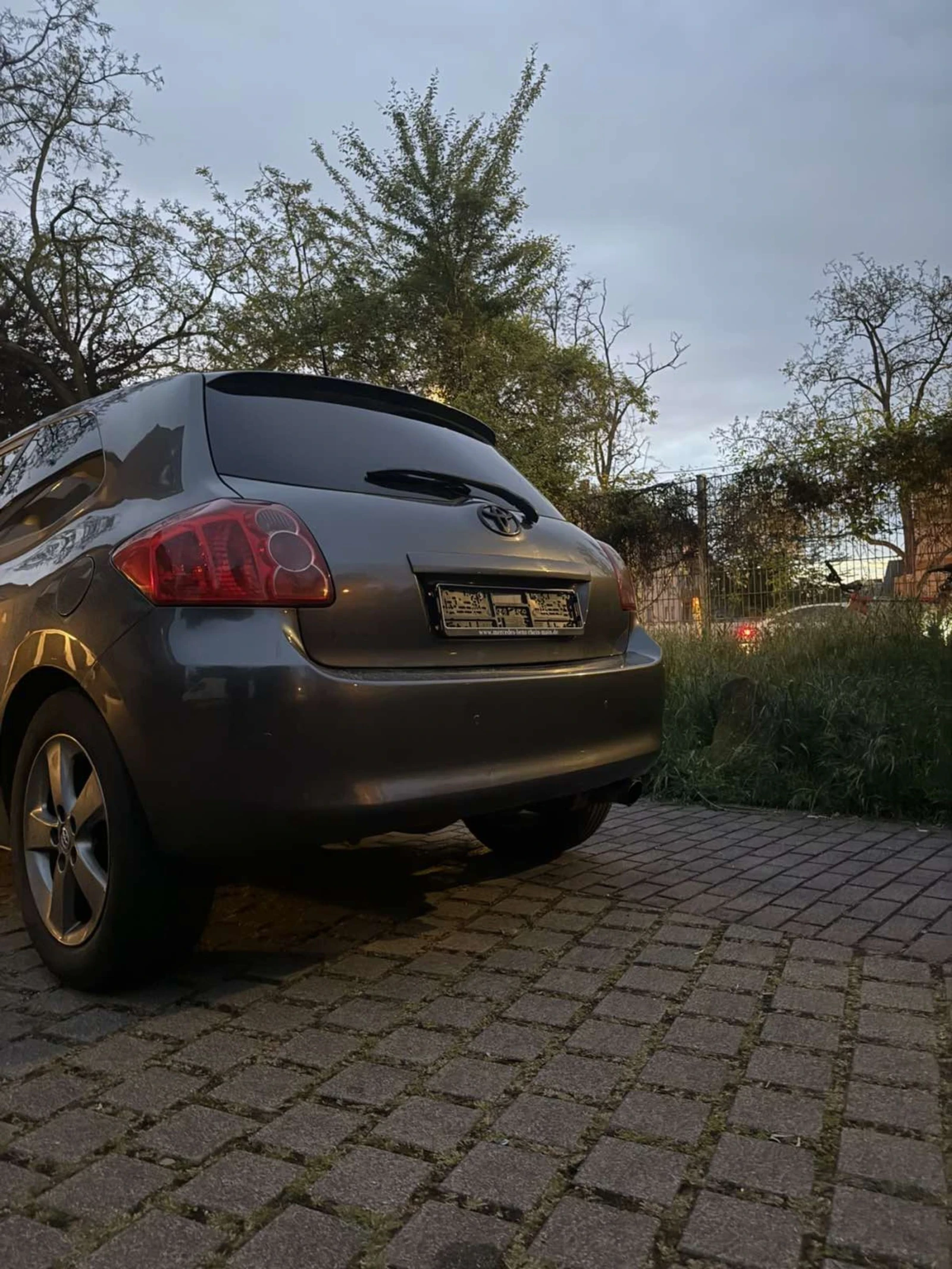 Toyota Auris 2.2D - изображение 6