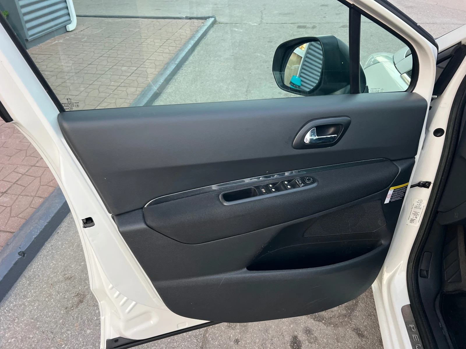 Peugeot 5008 1.6HDI/7МЕСТА/ЕВРО5 - изображение 9