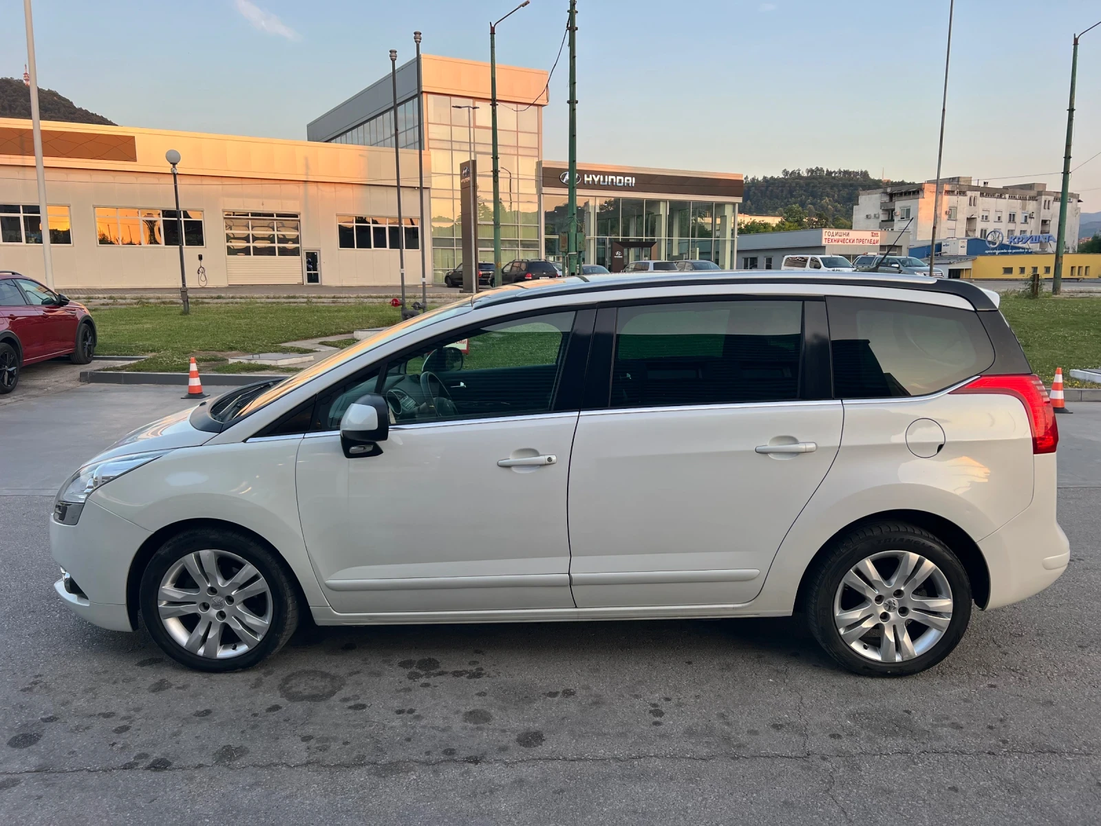 Peugeot 5008 1.6HDI/7МЕСТА/ЕВРО5 - изображение 6