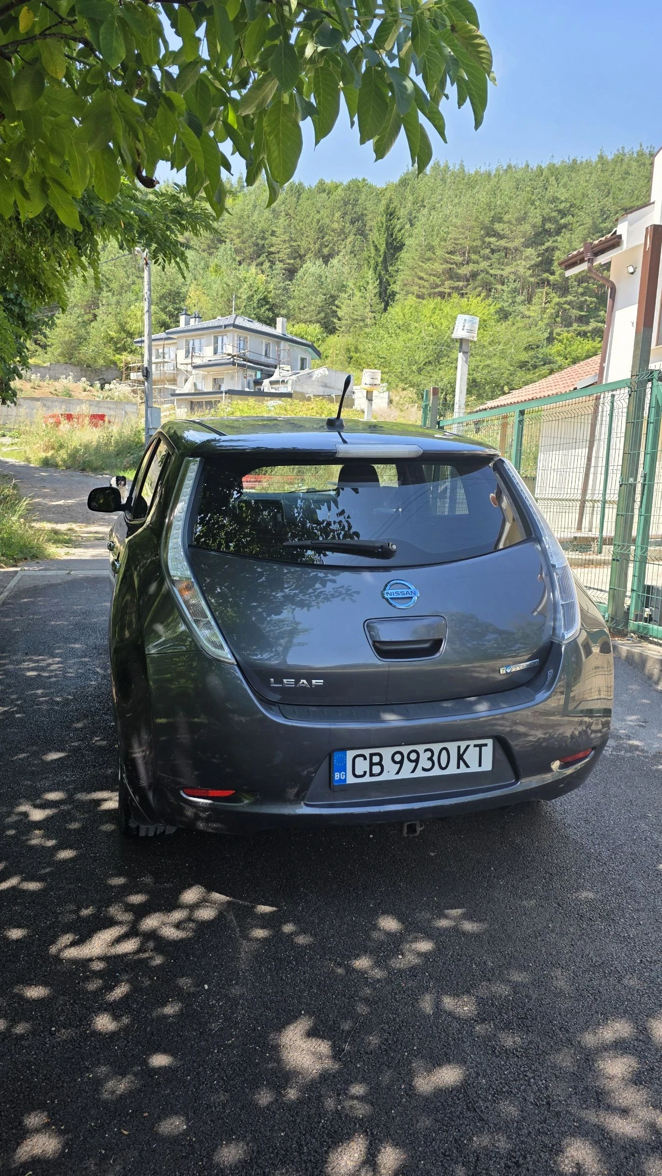 Nissan Leaf   - изображение 3