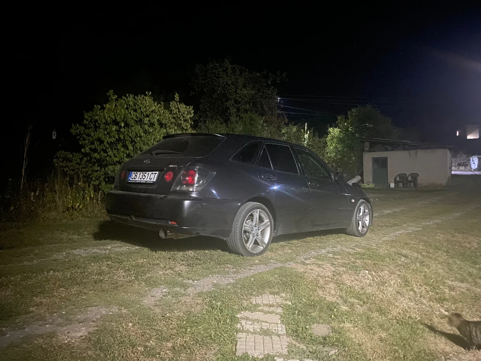 Lexus IS 200  - изображение 2